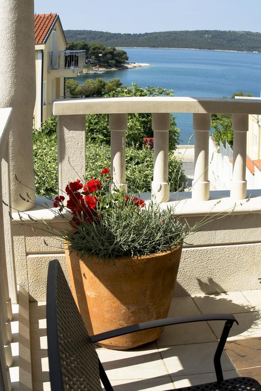 Villa Lavandula With Heated Swimming Pool Apartment Trogir