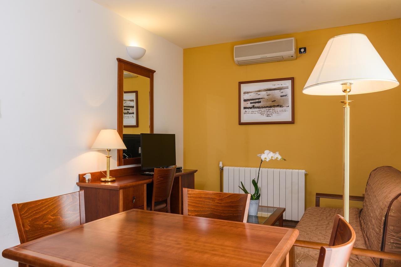Villa Lavandula With Heated Swimming Pool Trogir