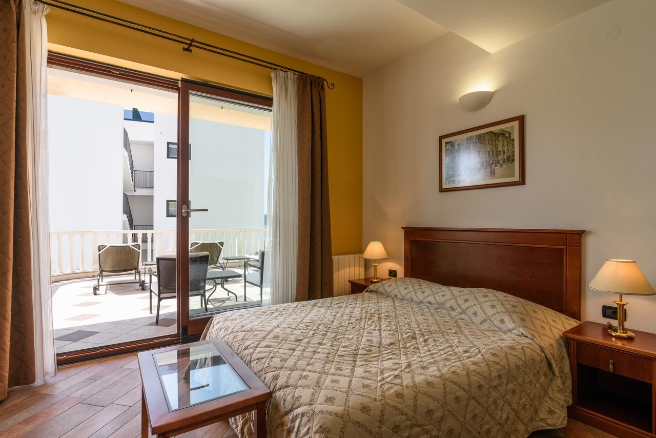 Villa Lavandula With Heated Swimming Pool Trogir