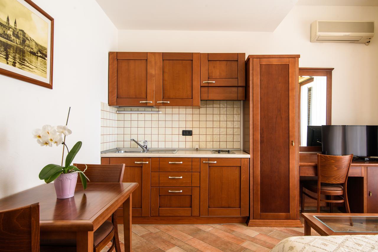 Apartment Villa Lavandula With Heated Swimming Pool *
