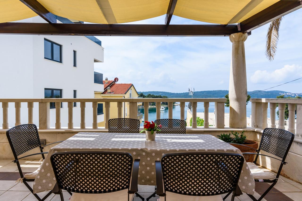 Villa Lavandula With Heated Swimming Pool *