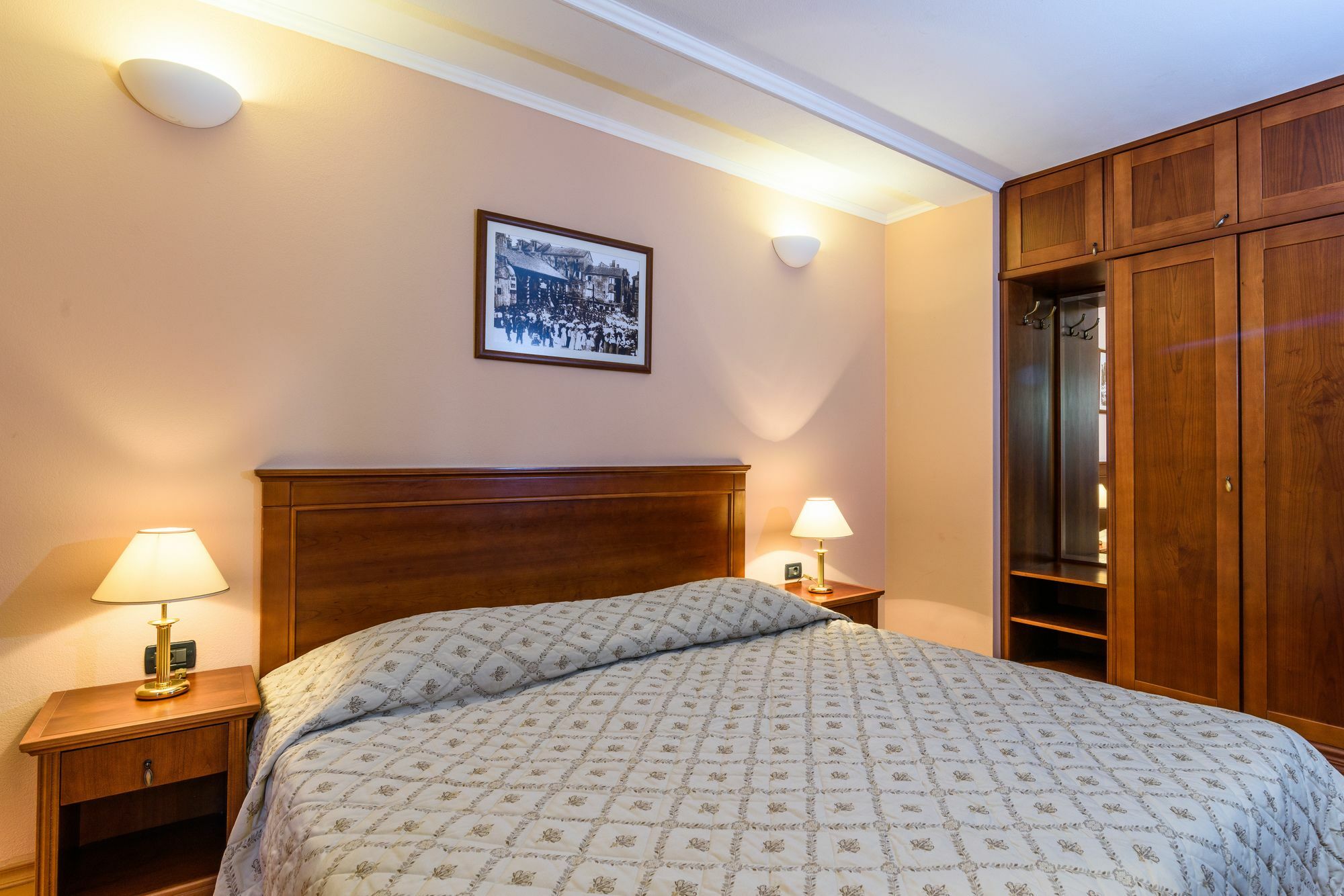 Apartment Villa Lavandula With Heated Swimming Pool Trogir
