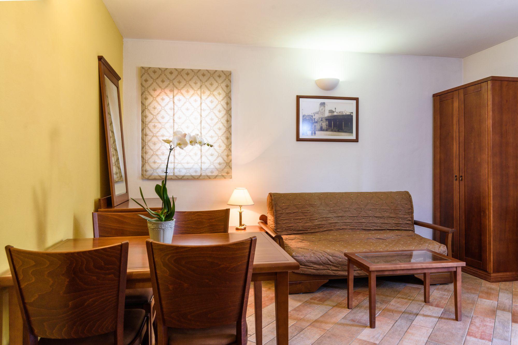 Apartment Villa Lavandula With Heated Swimming Pool *