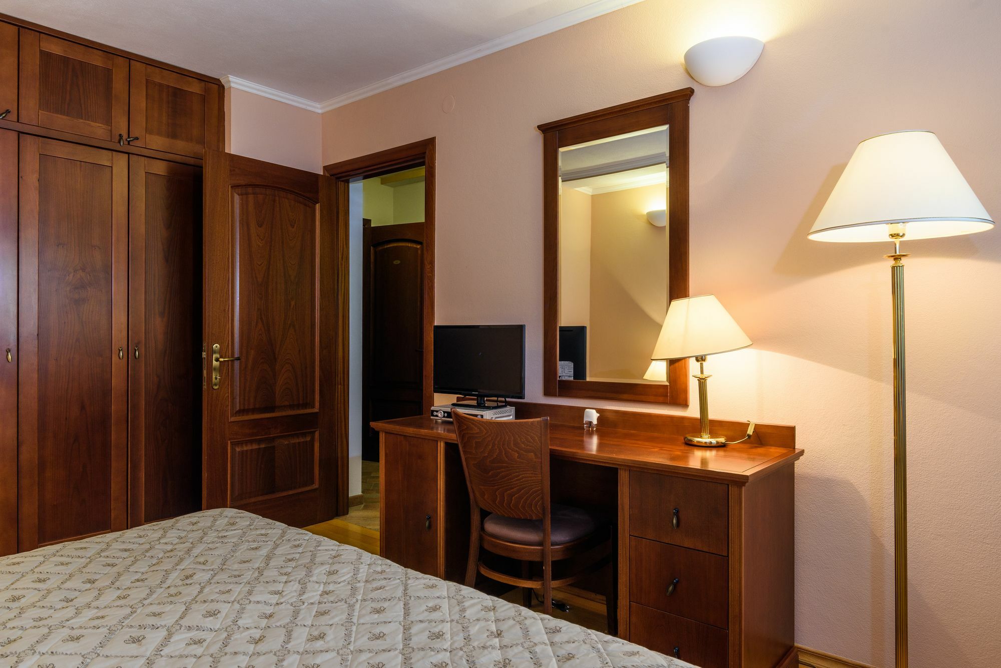 Villa Lavandula With Heated Swimming Pool Apartment Trogir
