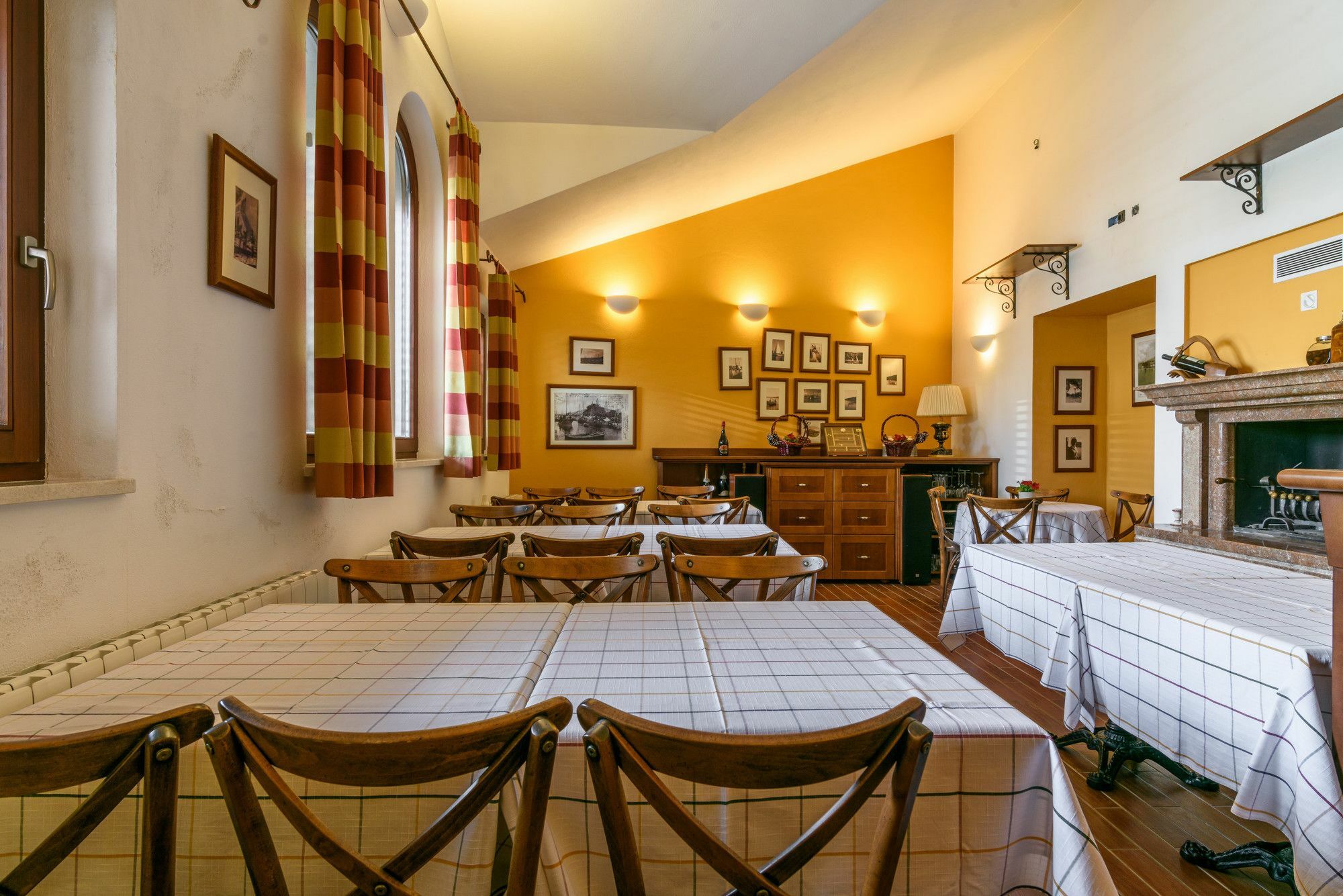Apartment Villa Lavandula With Heated Swimming Pool *